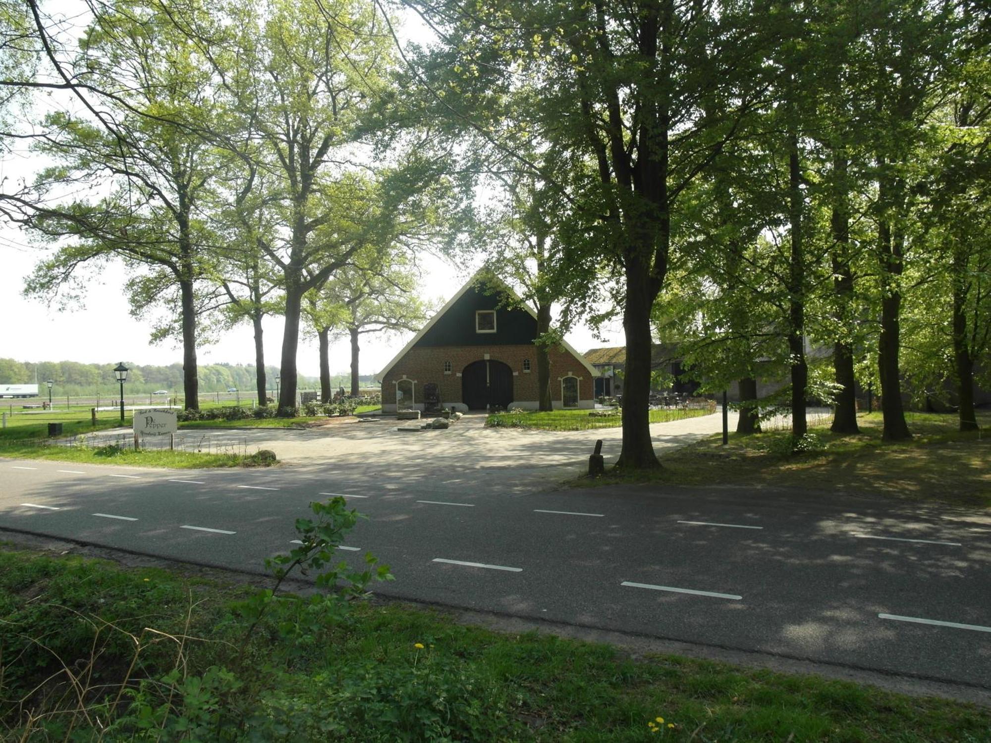 B&B De Pepper Haaksbergen Esterno foto